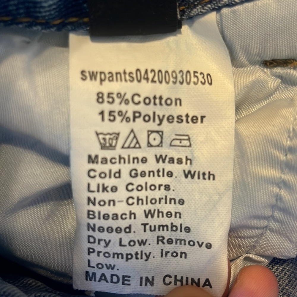 Women’s Jeans - Picture 6 of 8